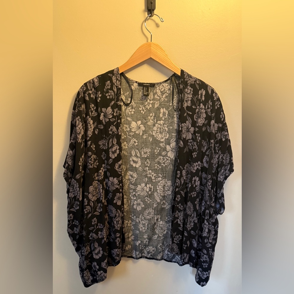 Black Floral Kimono S - Forever21